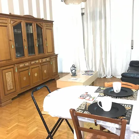 Habitación en casa particular A Casa Tua 1 Matrimoniale *